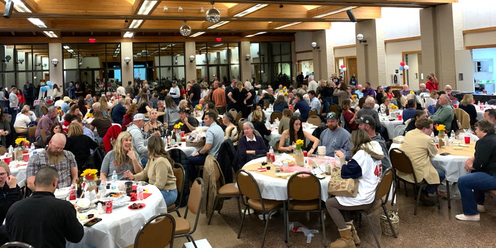 Folsom Athletic Association first-ever Crab Feed Fundraiser